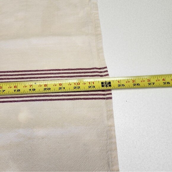 Bath & Body Works 3-wick candle holder, metallic w/ wine & grapes design - Picture 12 of 16